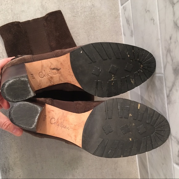 Cole Haan Suede Brown Callab Booties Sz 9.5B - Picture 4 of 8